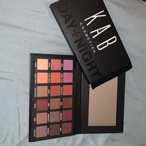 KAB Cosmetics woman Palette